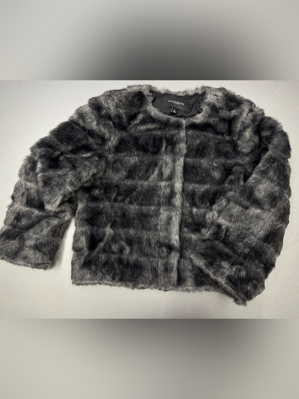 Ann Taylor Faux Fur Cropped Jacket Black Gray Size S
